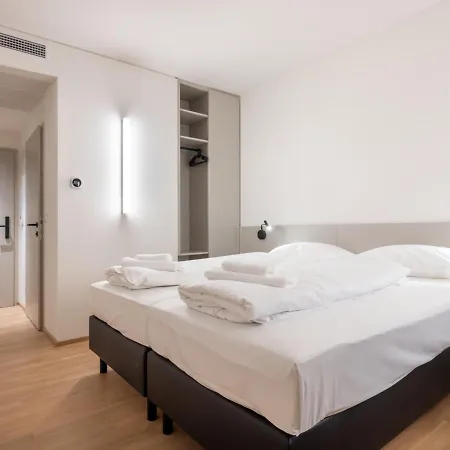 At - Late Arrival Self Check In