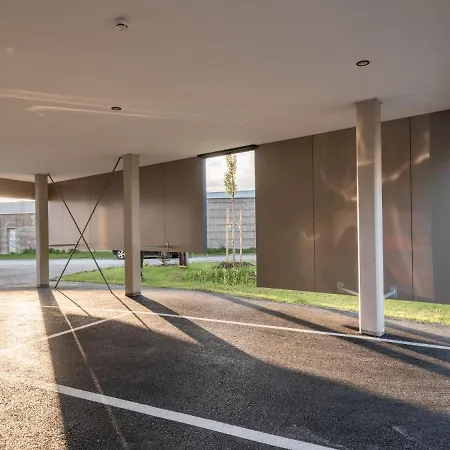 At - Late Arrival Self Check In *