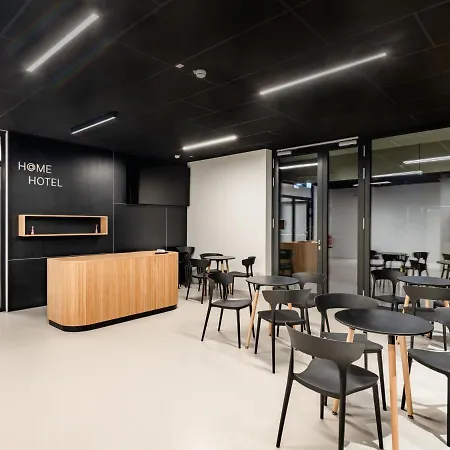 At - Late Arrival Self Check In Hotel *