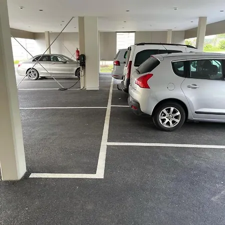 At - Late Arrival Self Check In فندق غراتس