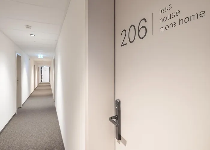 At - Late Arrival Self Check In Γκρατς