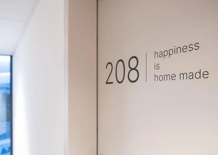 At - Late Arrival Self Check In Ξενοδοχείο *